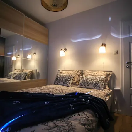 Sloneczny Apartment *